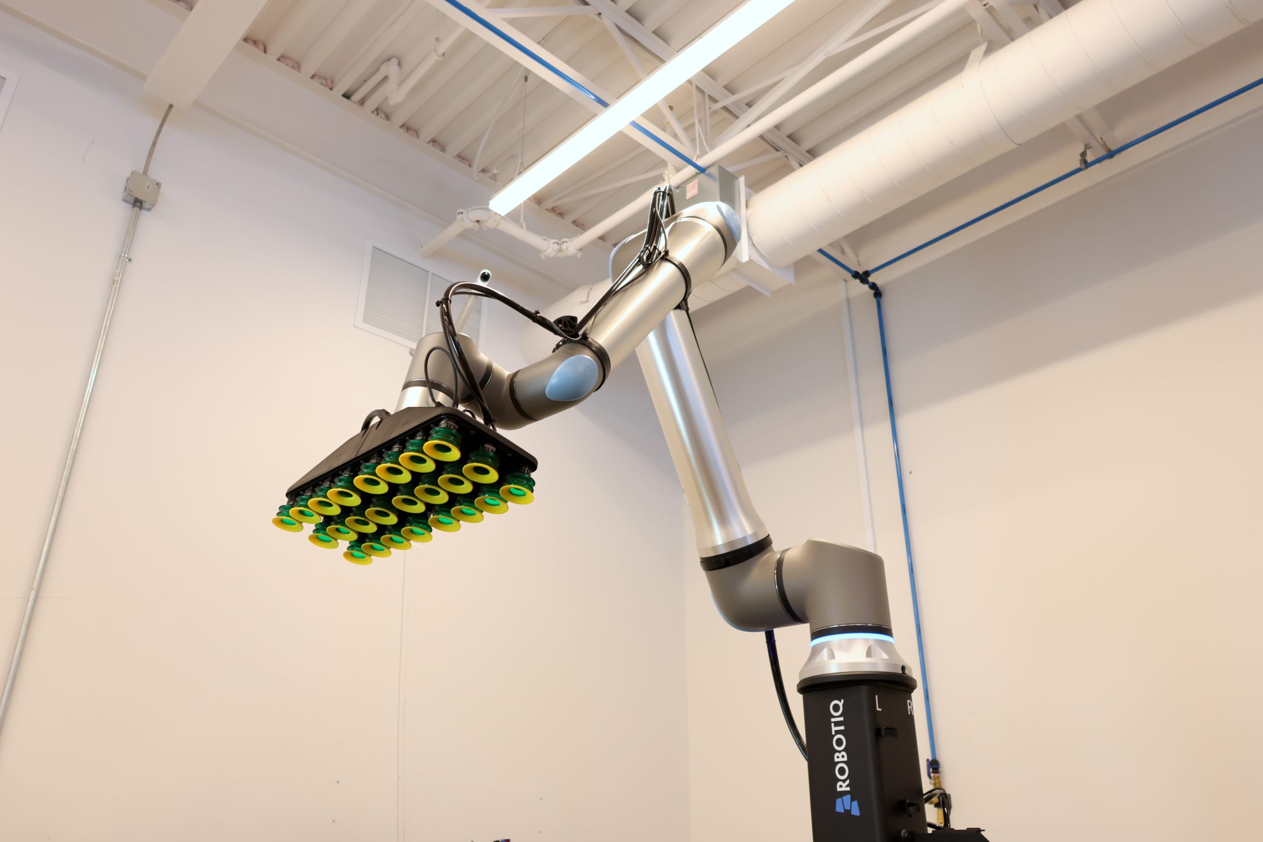 Robotiq PowerPick Multi: la pinza definitiva para maximizar la eficiencia de su paletizado automatizado
