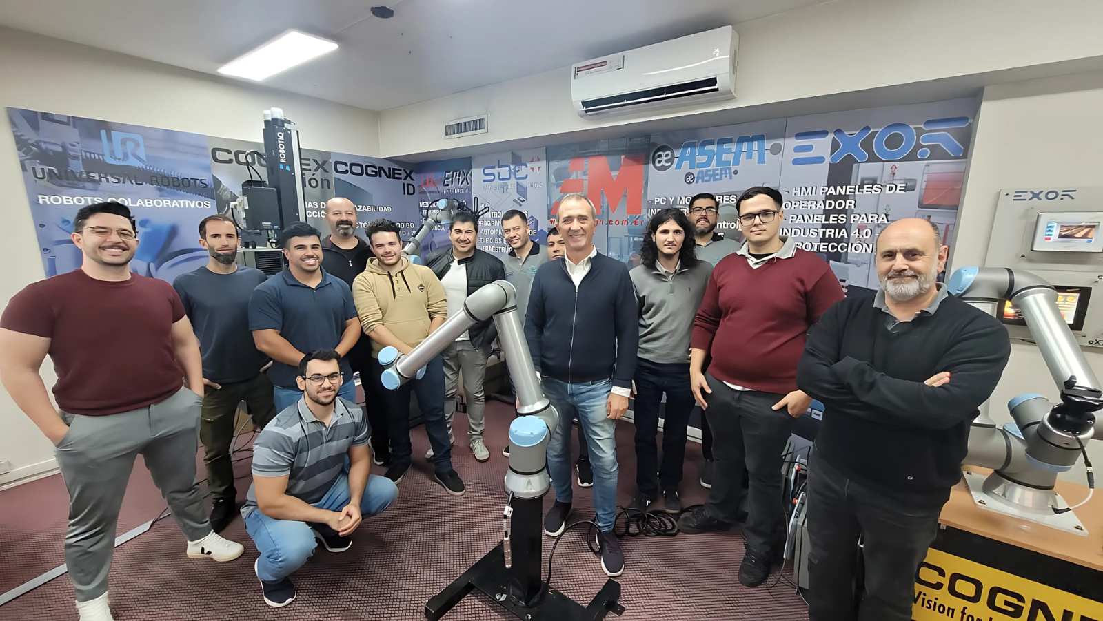 Capacitación certificada en robótica colaborativa: Murten fue sede del Training Core Cobot de Universal Robots