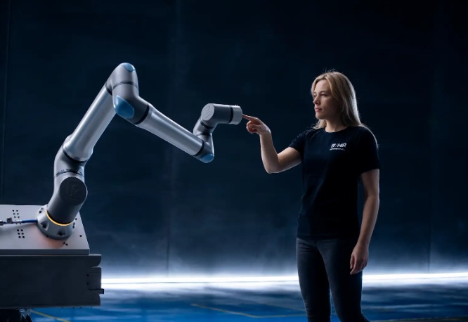 Más Allá de la Automatización: La Industria 5.0 y el Rol Protagónico del Ser Humano