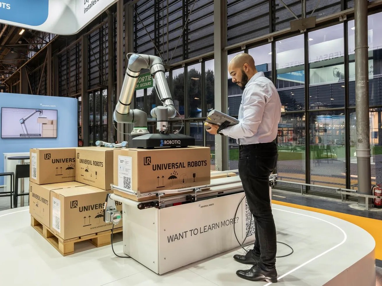 Universal Robots UR8 Long: el nuevo cobot para mayor alcance y precisión en procesos industriales