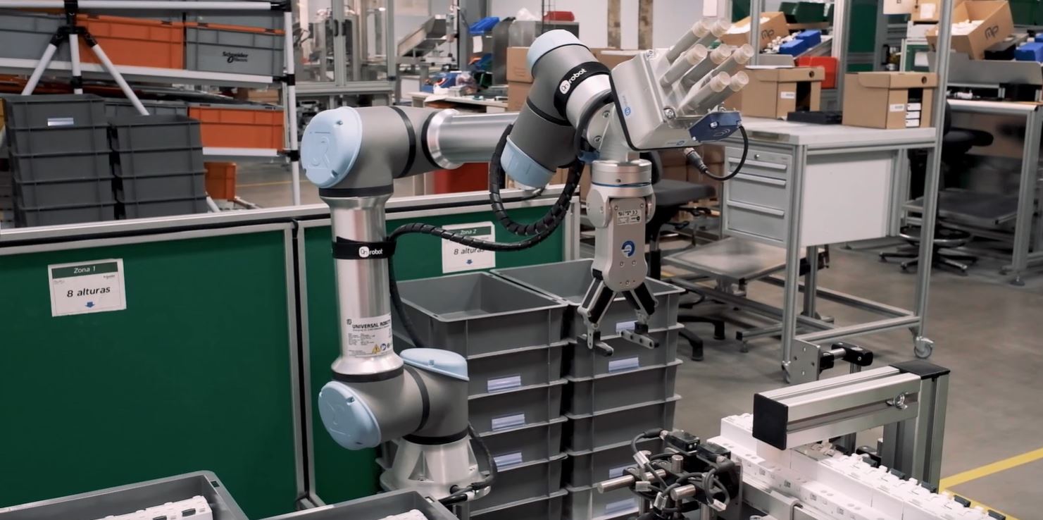 Pick and place colaborativo: Schneider Electric mejora seguridad y productividad con OnRobot